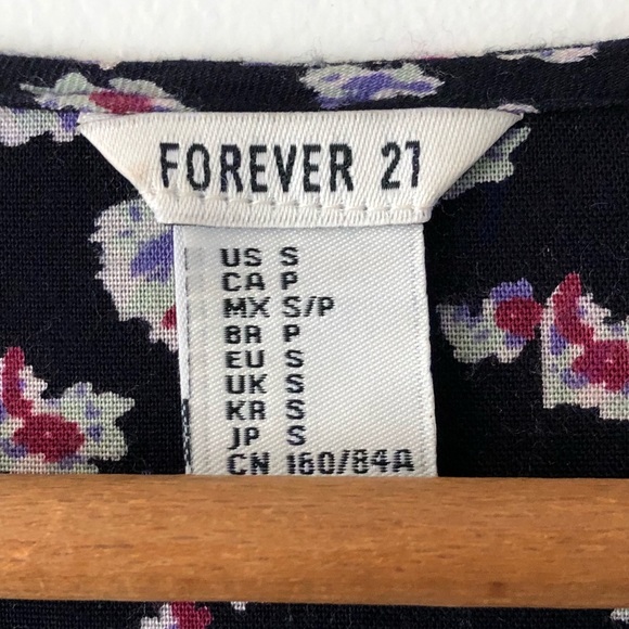 Floral Romper F21 - Picture 3 of 5